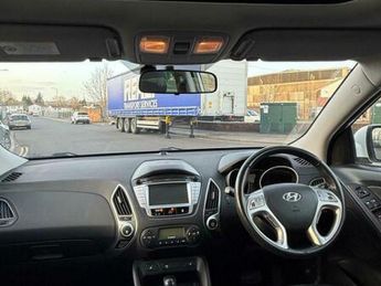 Hyundai IX35 2.0 CRDi Premium SUV 5dr Diesel Auto 4WD Euro 5 (184 ps)