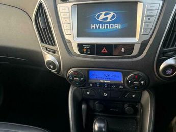 Hyundai IX35 2.0 CRDi Premium SUV 5dr Diesel Auto 4WD Euro 5 (184 ps)