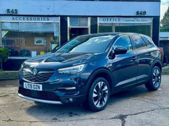 Vauxhall Grandland X 1.2 Turbo Sport Nav Auto Euro 6 (s/s) 5dr