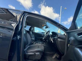 Vauxhall Grandland X 1.2 Turbo Sport Nav Auto Euro 6 (s/s) 5dr