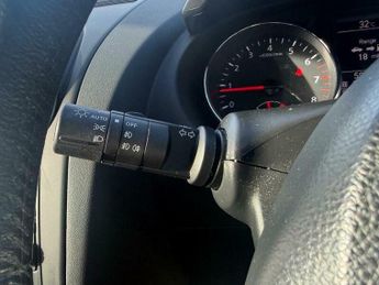 Nissan Qashqai 1.6 n-tec+ CVT 2WD Euro 5 5dr