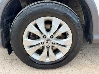 Honda CR-V 2.2 i-DTEC SE SUV 5dr Diesel Auto 4WD Euro 5 (150 ps)