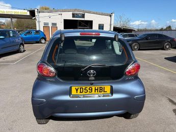 Toyota AYGO VVT-I PLUS MM AUTOMATIC