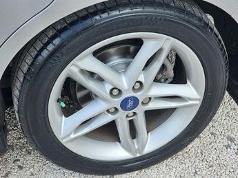 Ford C-Max 2.0 TDCi Titanium X Powershift Euro 6 (s/s) 5dr (Nav)