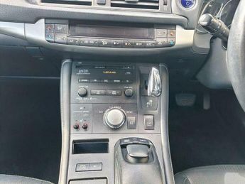 Lexus CT 1.8 200h SE-L CVT Euro 5 (s/s) 5dr