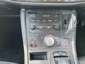 Lexus CT 1.8 200h SE-L CVT Euro 5 (s/s) 5dr