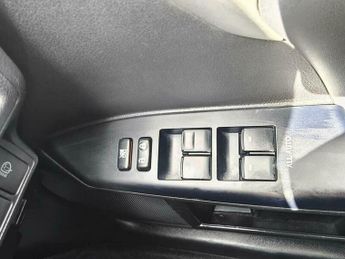 Lexus CT 1.8 200h SE-L CVT Euro 5 (s/s) 5dr