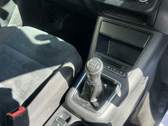 Volkswagen Tiguan 2.0 TDI BlueMotion Tech SE 2WD Euro 5 (s/s) 5dr