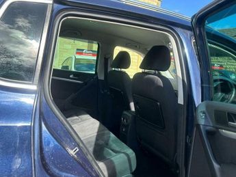 Volkswagen Tiguan 2.0 TDI BlueMotion Tech SE 2WD Euro 5 (s/s) 5dr