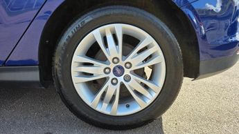 Ford Focus TITANIUM NAVIGATOR