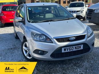 Ford Focus 1.6 Zetec Hatchback 5dr Petrol Manual (161 g/km, 99 bhp)