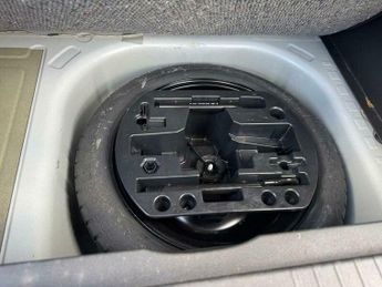 Renault Captur 1.2 TCe ENERGY Iconic Nav Auto Euro 6 (s/s) 5dr