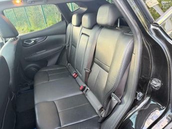 Nissan Qashqai 1.6 dCi Tekna XTRON 2WD Euro 5 (s/s) 5dr