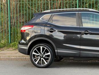 Nissan Qashqai 1.6 dCi Tekna XTRON 2WD Euro 5 (s/s) 5dr