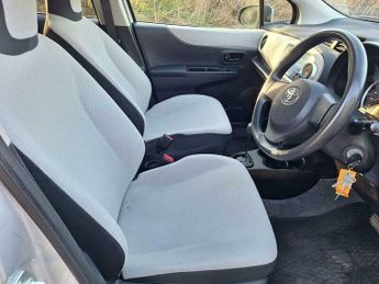 Toyota Yaris 1.0 VVT-i T2 Euro 5 5dr ULEZ
