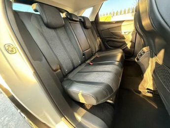 Peugeot 3008 1.2 PureTech Allure EAT Euro 6 (s/s) 5dr