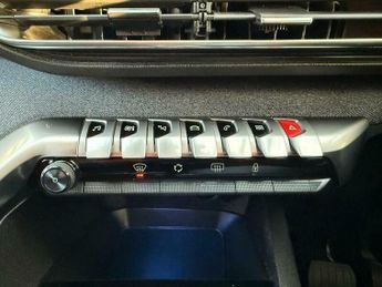 Peugeot 3008 1.2 PureTech Allure EAT Euro 6 (s/s) 5dr