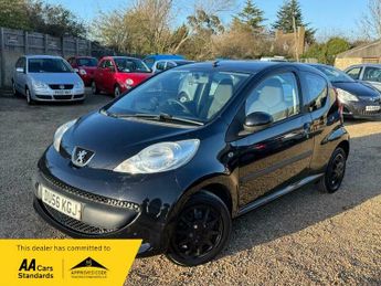 Peugeot 107 1.0 12V Urban Hatchback 3dr Petrol 2 Tronic Euro 4 (68 ps)