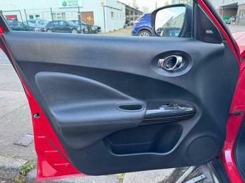 Nissan Juke 1.6 Tekna XTRON Euro 6 5dr