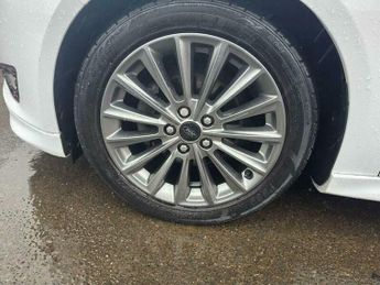 Ford Focus 1.0T EcoBoost ST-Line Auto Euro 6 (s/s) 5dr