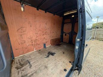 Mercedes-Benz Sprinter 2.0 315 CDI Premium Panel Van 5dr Diesel G-Tronic FWD L2 H2 Euro