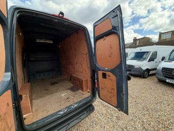 Mercedes-Benz Sprinter 2.0 315 CDI Premium Panel Van 5dr Diesel G-Tronic FWD L2 H2 Euro