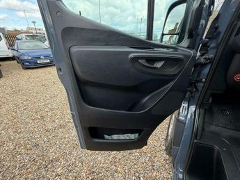 Mercedes-Benz Sprinter 2.0 315 CDI Premium Panel Van 5dr Diesel G-Tronic FWD L2 H2 Euro