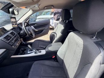 BMW 1 SERIES 118d SE