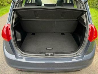 Kia Venga 1.6 4 Auto Euro 6 5dr