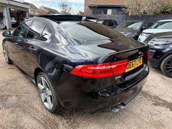 Jaguar XE D R-SPORT AWD