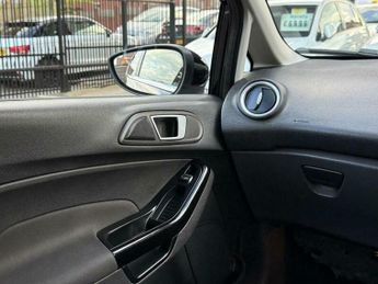 Ford Fiesta 1.0T EcoBoost Zetec Euro 6 (s/s) 5dr
