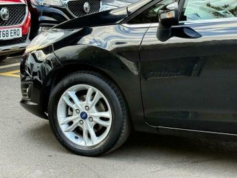 Ford Fiesta 1.0T EcoBoost Zetec Euro 6 (s/s) 5dr