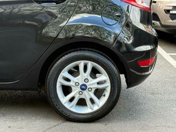 Ford Fiesta 1.0T EcoBoost Zetec Euro 6 (s/s) 5dr