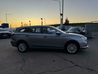 MG MG5 61.1kWh Excite Long Range Auto 5dr