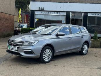 MG MG5 61.1kWh Excite Long Range Auto 5dr