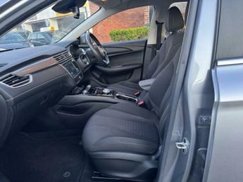 MG MG5 61.1kWh Excite Long Range Auto 5dr