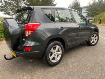 Toyota RAV4 2.0 XT5 4WD 5dr