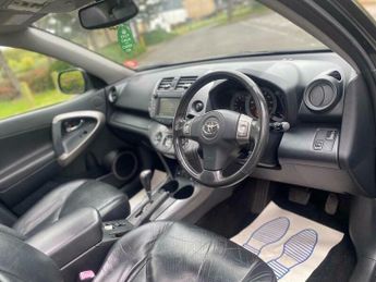 Toyota RAV4 2.0 XT5 4WD 5dr