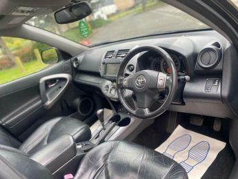 Toyota RAV4 2.0 XT5 4WD 5dr