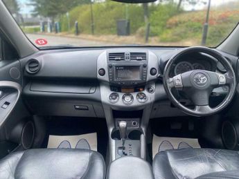 Toyota RAV4 2.0 XT5 4WD 5dr