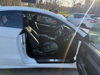 Mercedes-Benz E Class 2.1 E220 CDI AMG Sport G-Tronic+ Euro 5 (s/s) 2dr