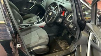 Vauxhall Astra 1.6 16v SRi Euro 5 5dr