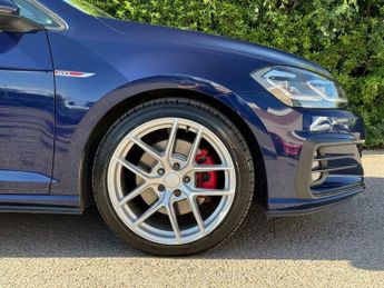 Volkswagen Golf GTi 2.0 TSI BlueMotion Tech GTI DSG Euro 6 (s/s) 5dr