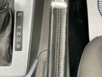 Ford Focus 1.6 Titanium Navigator Hatchback 5dr Petrol Powershift Euro 5 (1