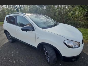 Nissan Qashqai 1.5 dCi 360 SUV 5dr Diesel Manual 2WD Euro 5 (110 ps)