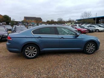 Volkswagen Passat 2.0 TDI BlueMotion Tech SE Business DSG Euro 6 (s/s) 4dr