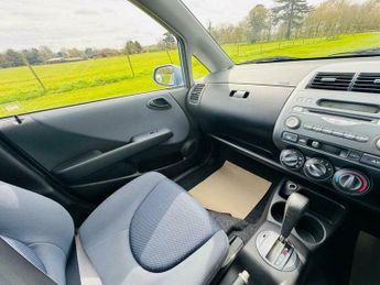 Honda Jazz 1.4 i-DSI SE CVT-7 5dr