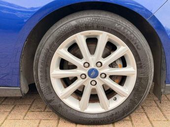 Ford Focus 1.0T EcoBoost Titanium Euro 6 (s/s) 5dr