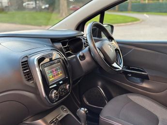 Renault Captur DYNAMIQUE S NAV DCI