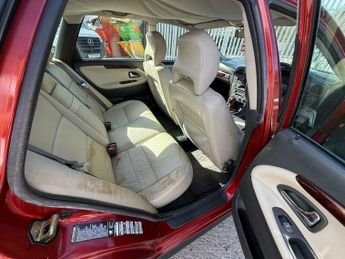 Volvo V40 1.9T S 5dr